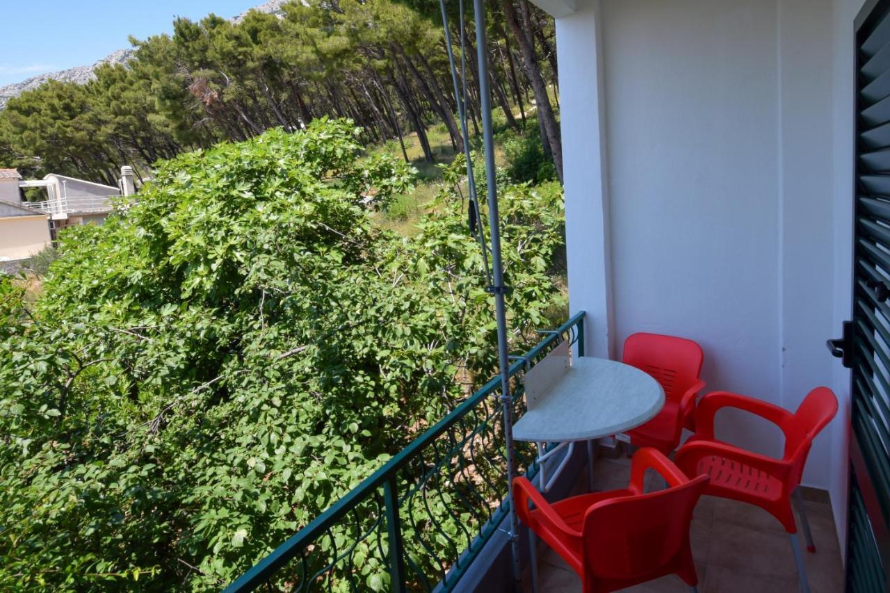 Apartamento Marios Brela Exterior foto
