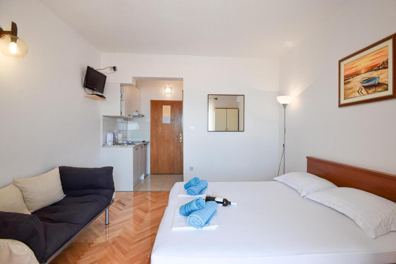 Apartamento Marios Brela Exterior foto
