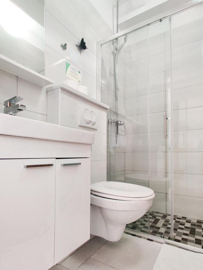 Apartamento Marios Brela Exterior foto