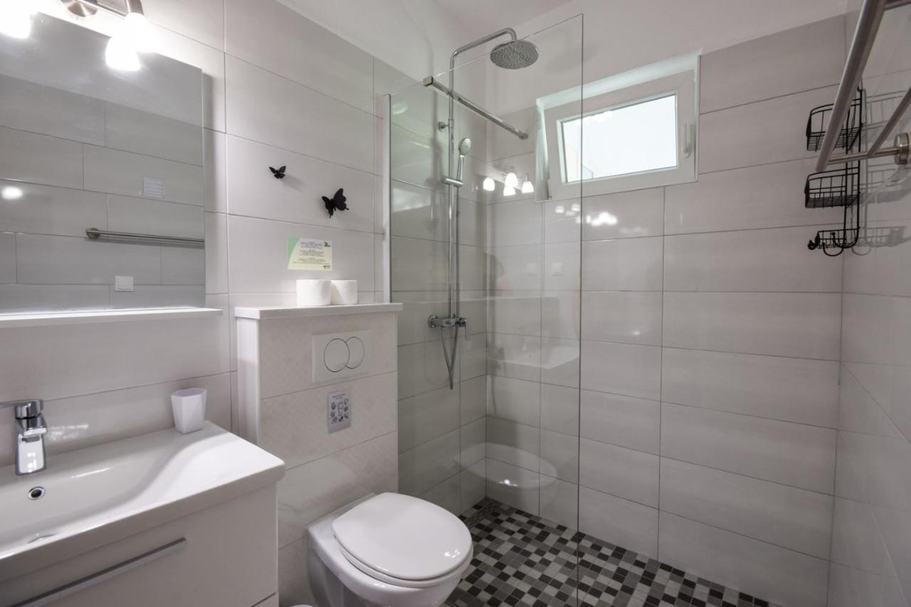 Apartamento Marios Brela Exterior foto
