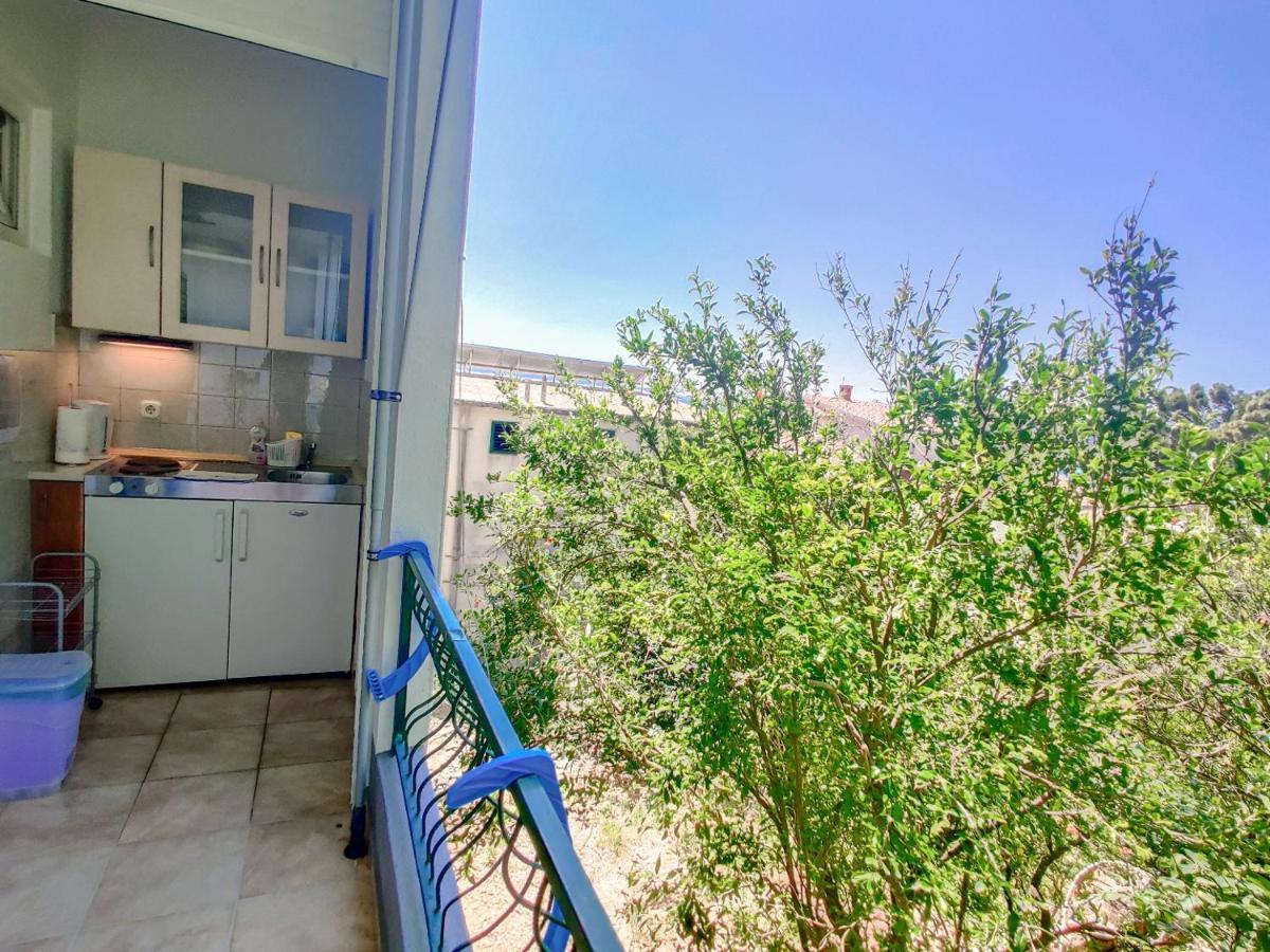 Apartamento Marios Brela Exterior foto