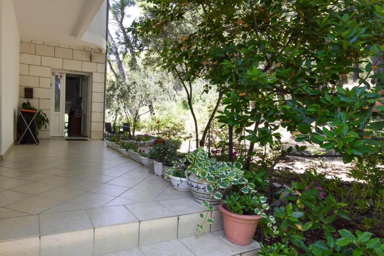 Apartamento Marios Brela Exterior foto