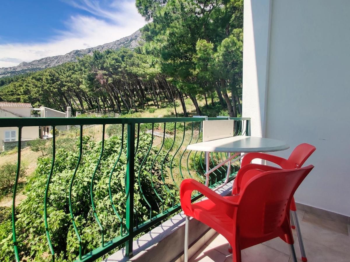 Apartamento Marios Brela Exterior foto