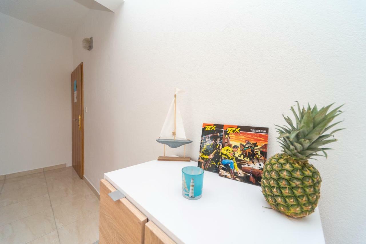 Apartamento Marios Brela Exterior foto