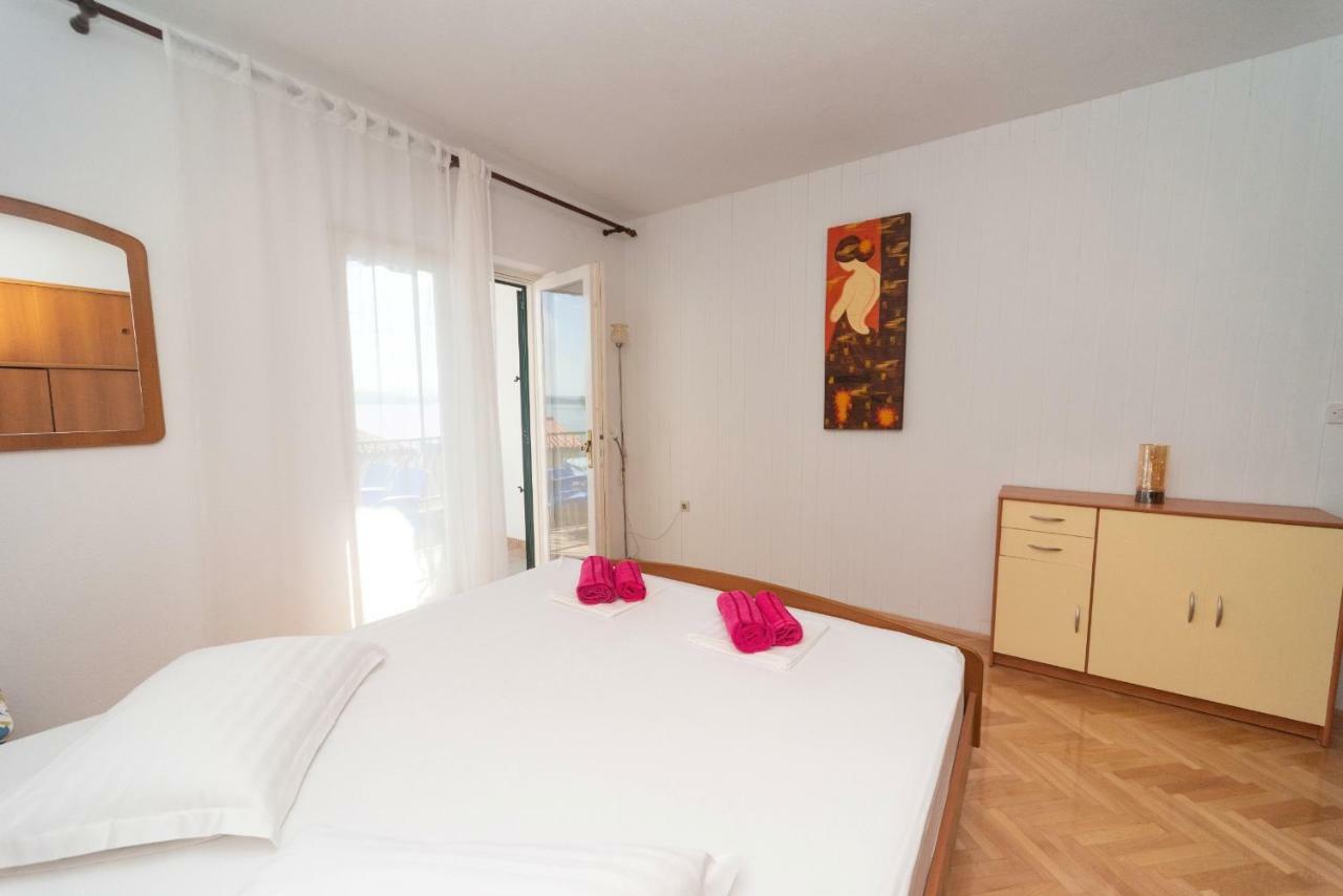 Apartamento Marios Brela Exterior foto